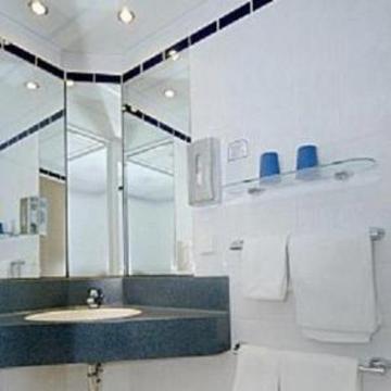 Median Messe Hotel 3*